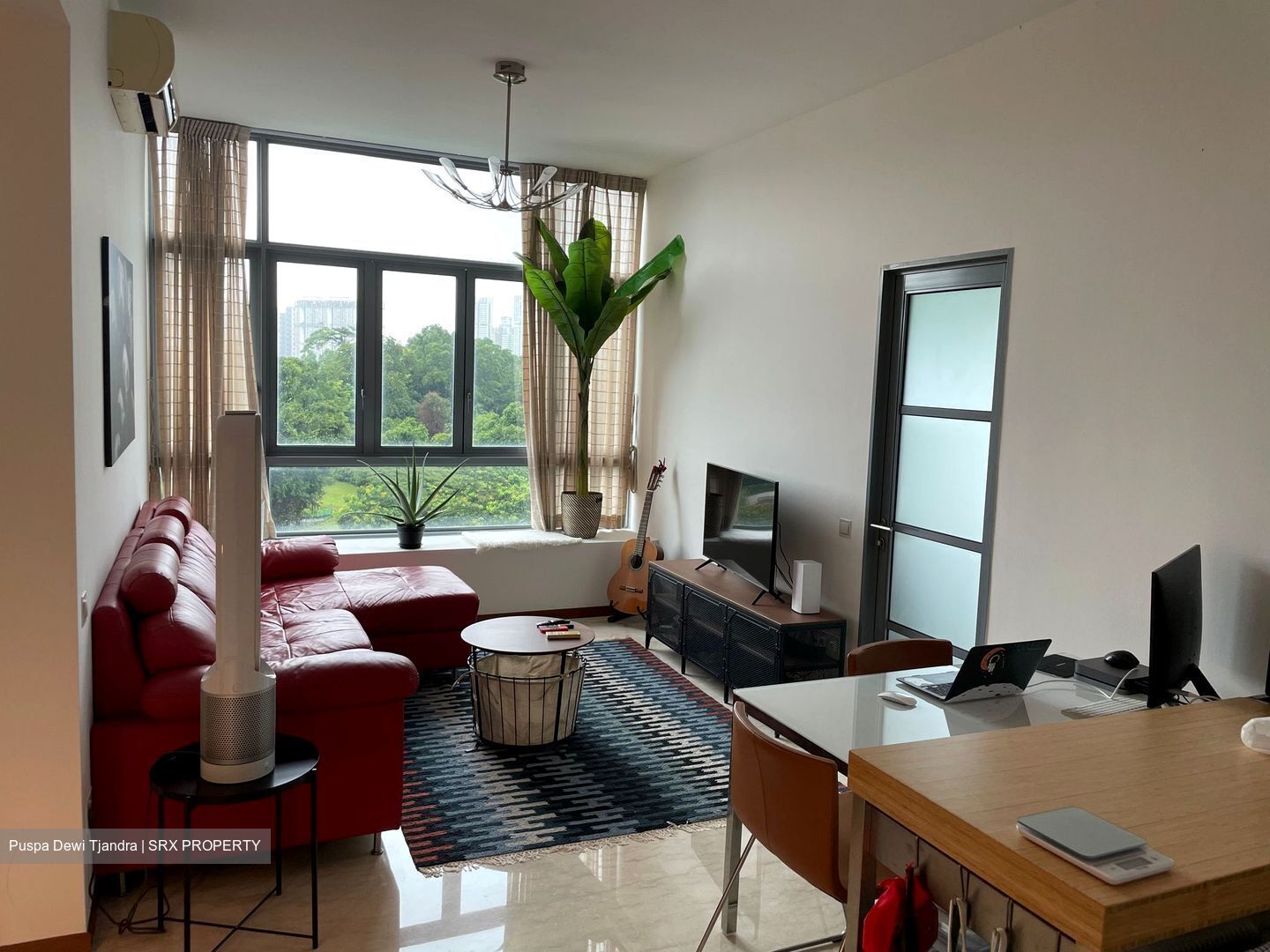 Queensway (D10), Condominium #408607111